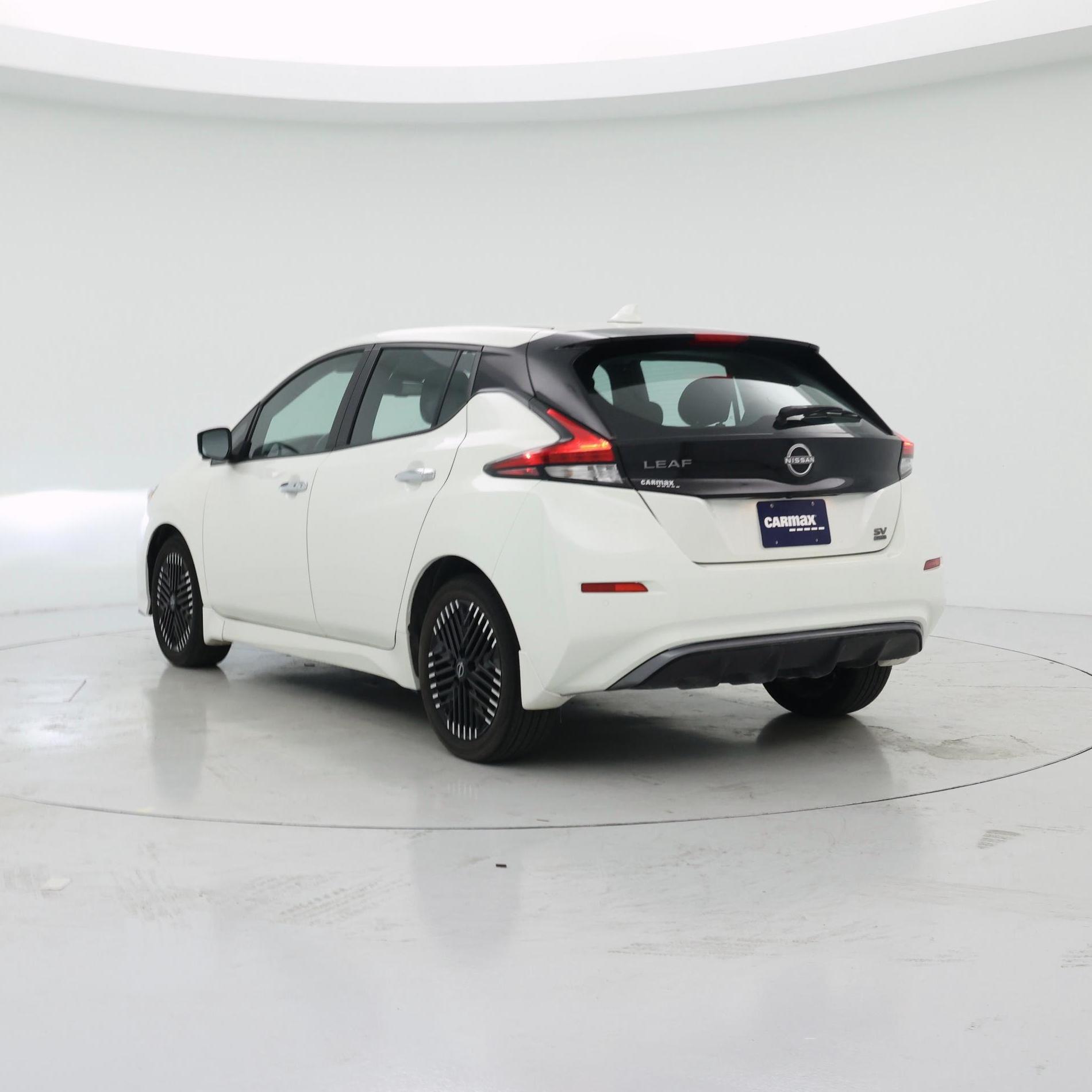 Thumbnail: 2023 Nissan Leaf - 2