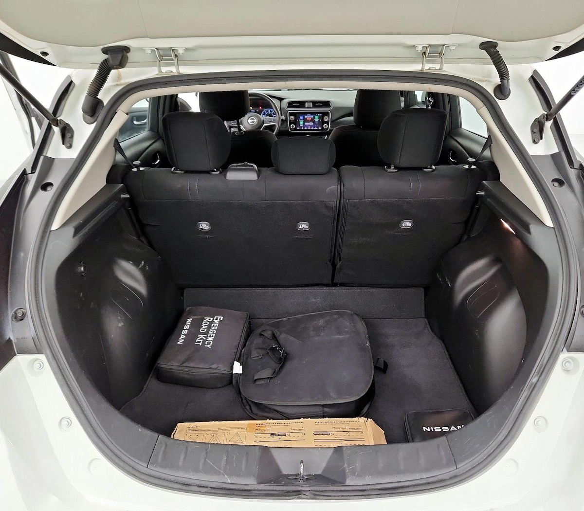 Trunk/Cargo (Seats Up)