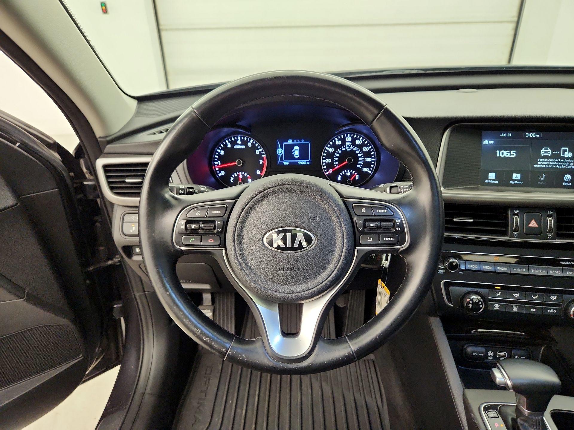 Thumbnail: 2018 Kia Optima - 10