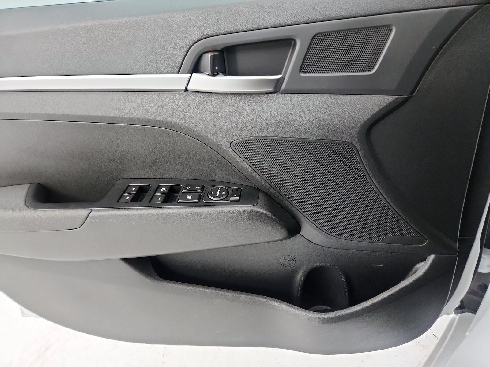 2020 Hyundai Elantra SE - Photo 13