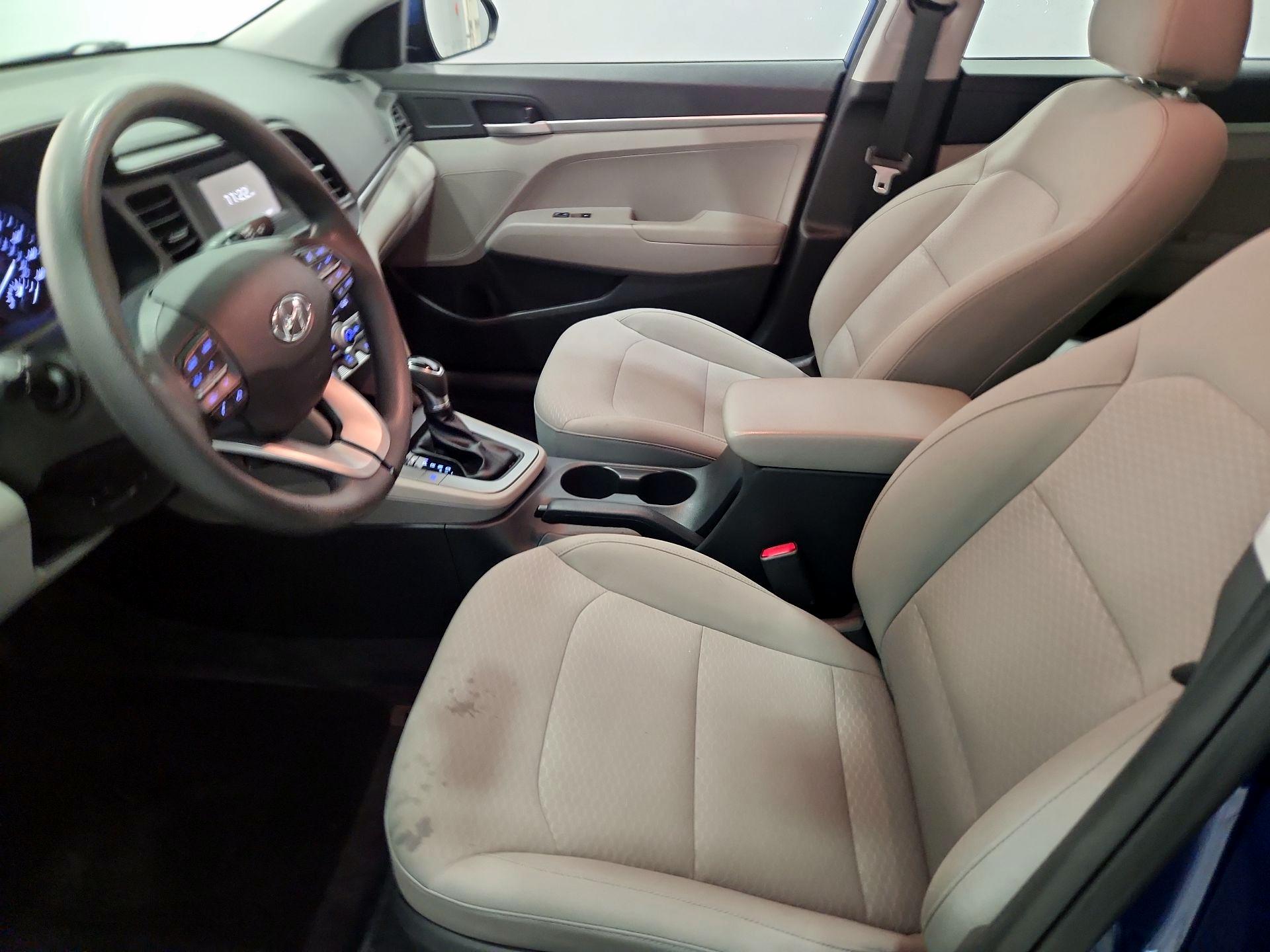 Thumbnail: 2020 Hyundai Elantra - 11