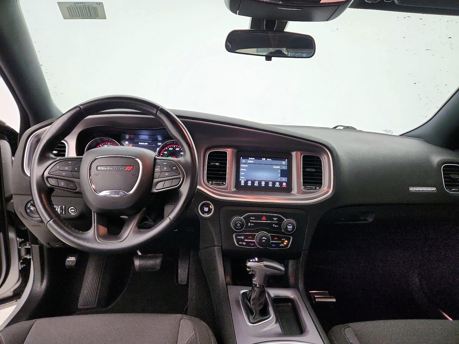 2020 Dodge Charger SXT - Photo 10