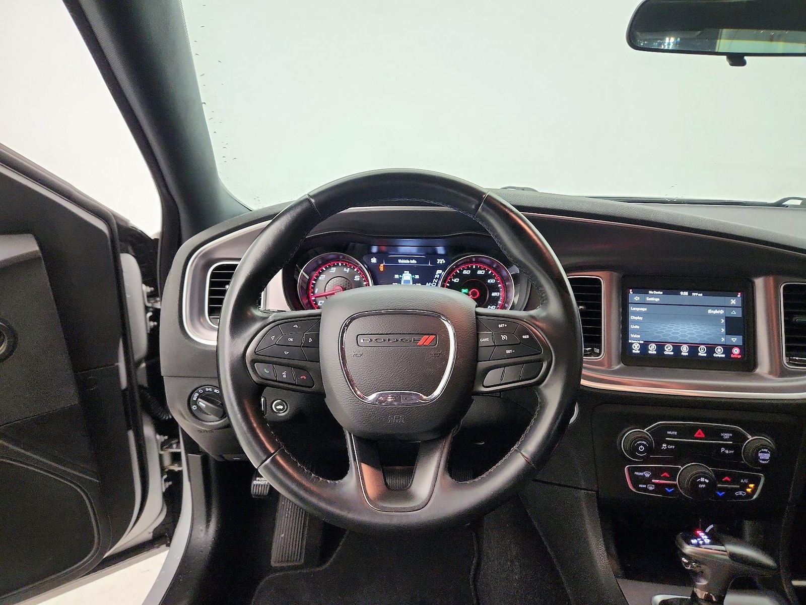 2020 Dodge Charger SXT - Photo 11