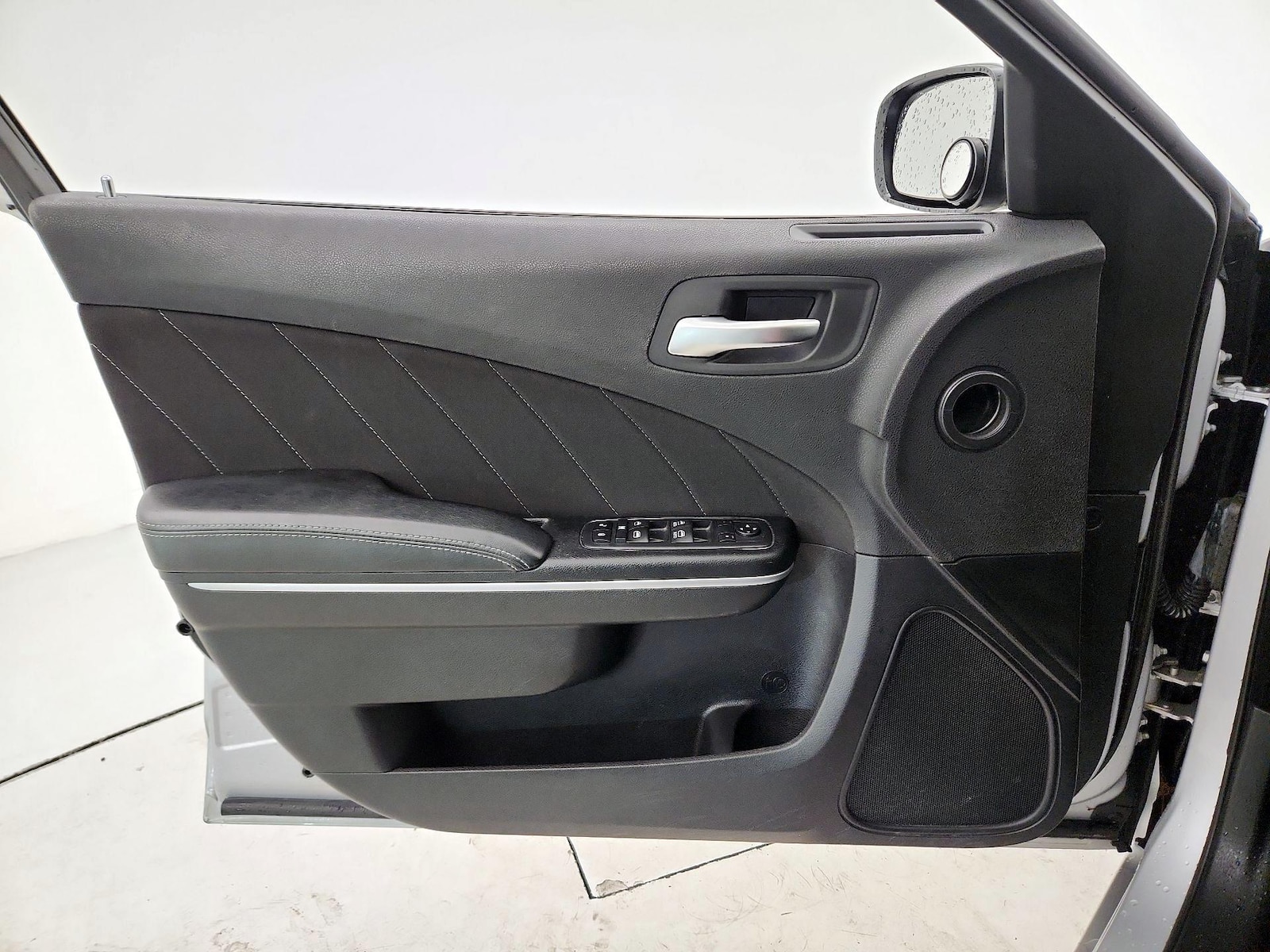 2020 Dodge Charger SXT - Photo 13