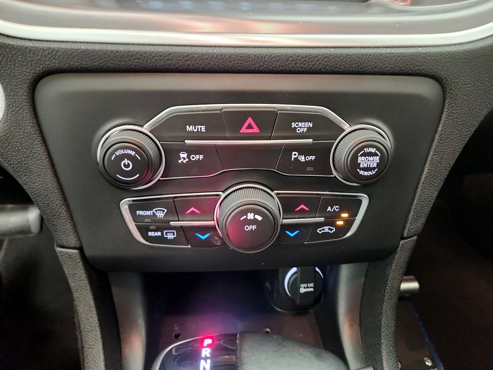 2020 Dodge Charger SXT - Photo 16