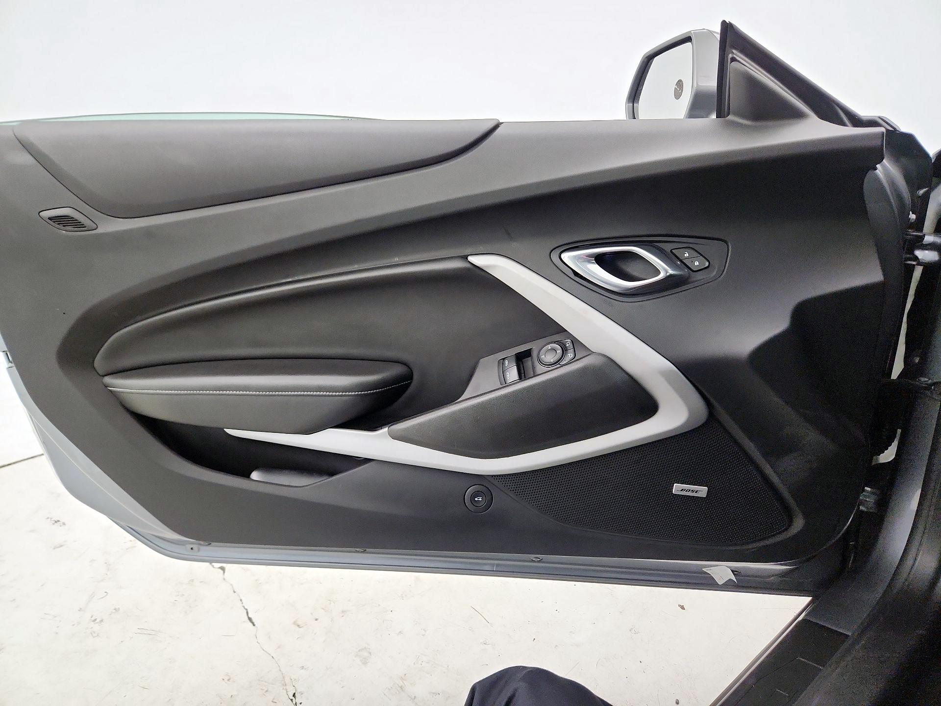 Thumbnail: 2020 Chevrolet Camaro - 12