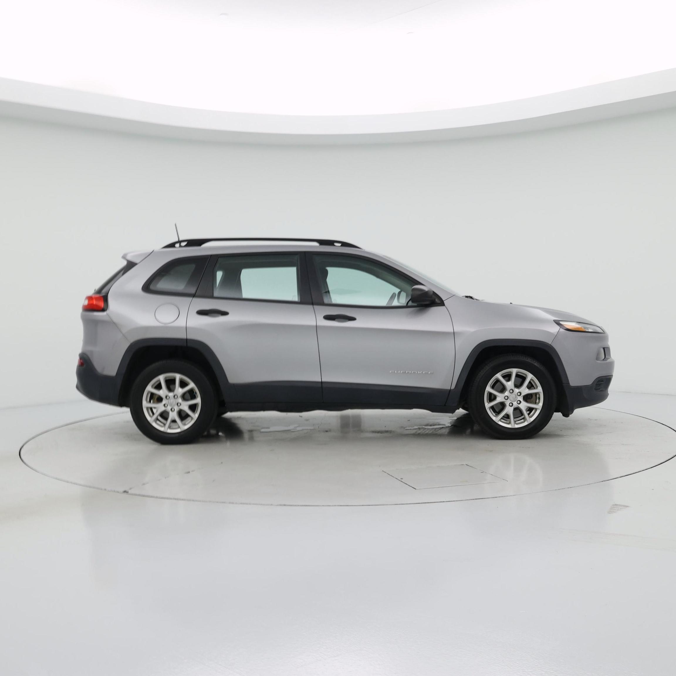 Thumbnail: 2016 Jeep Cherokee - 7