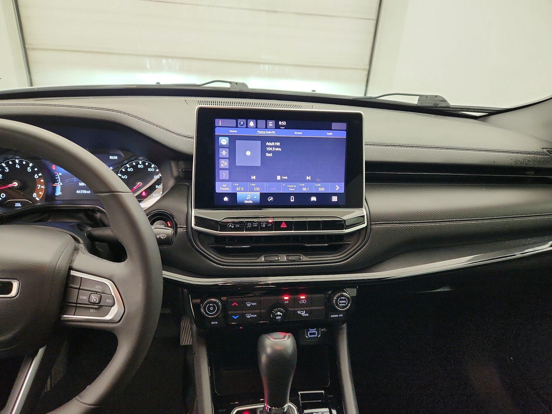 Thumbnail: 2022 Jeep Compass - 9