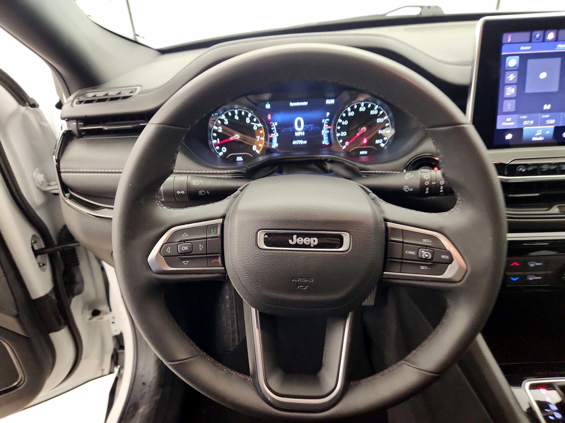 Thumbnail: 2022 Jeep Compass - 10