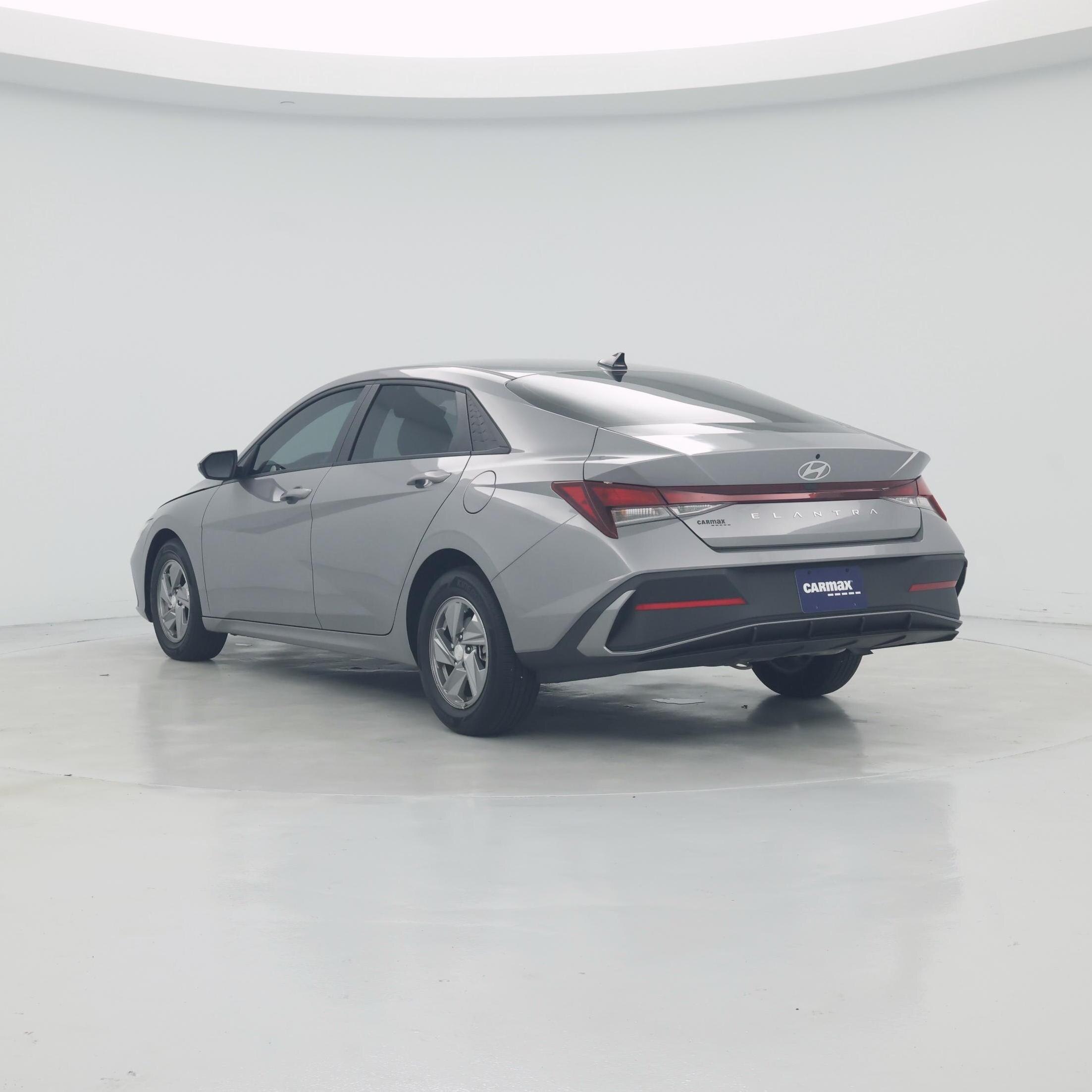 Thumbnail: 2025 Hyundai Elantra - 2