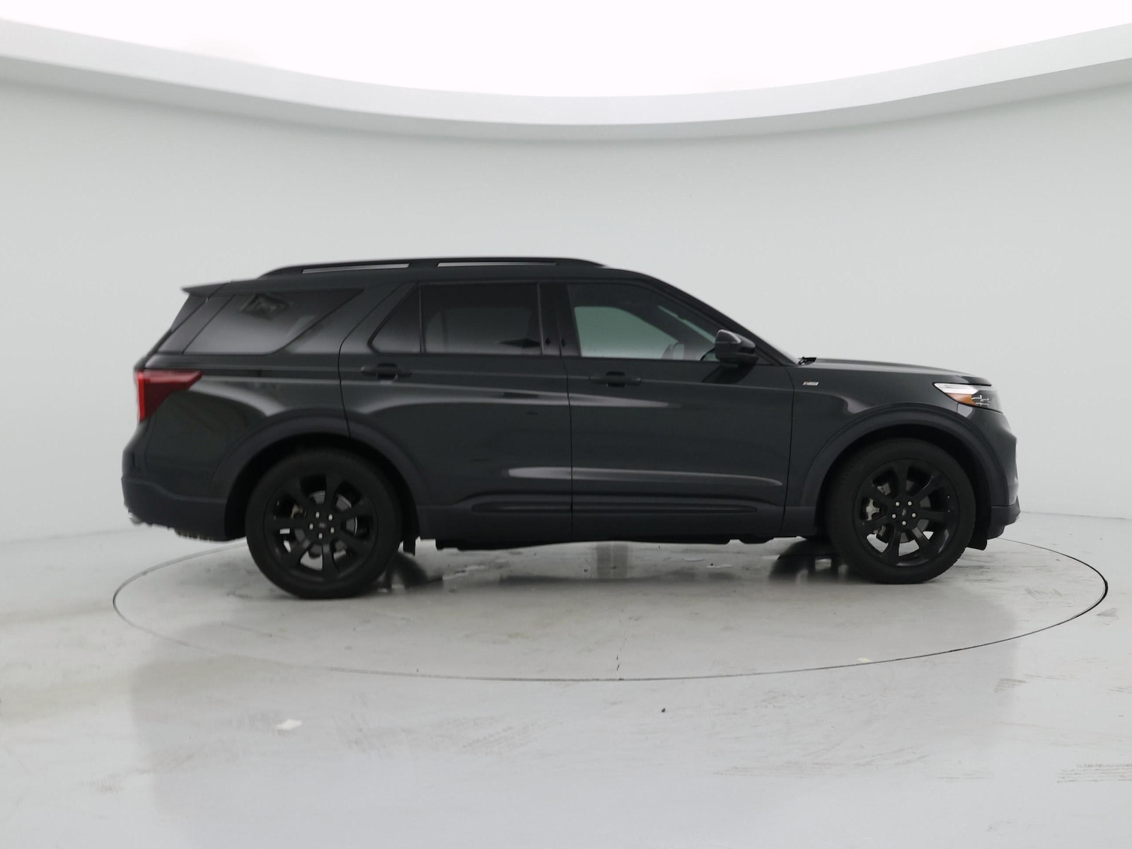 2024 Ford Explorer ST-LINE - Photo 8
