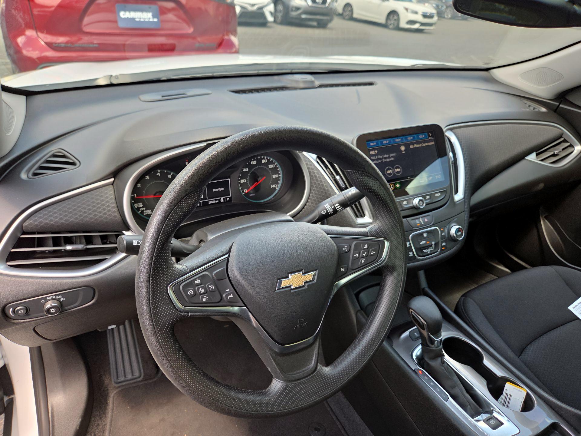 Thumbnail: 2024 Chevrolet Malibu - 9