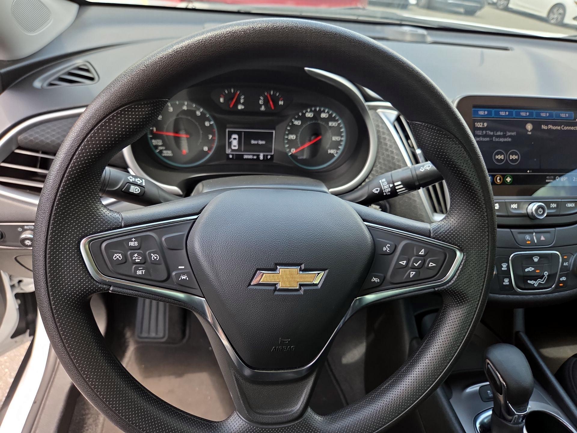 Thumbnail: 2024 Chevrolet Malibu - 10
