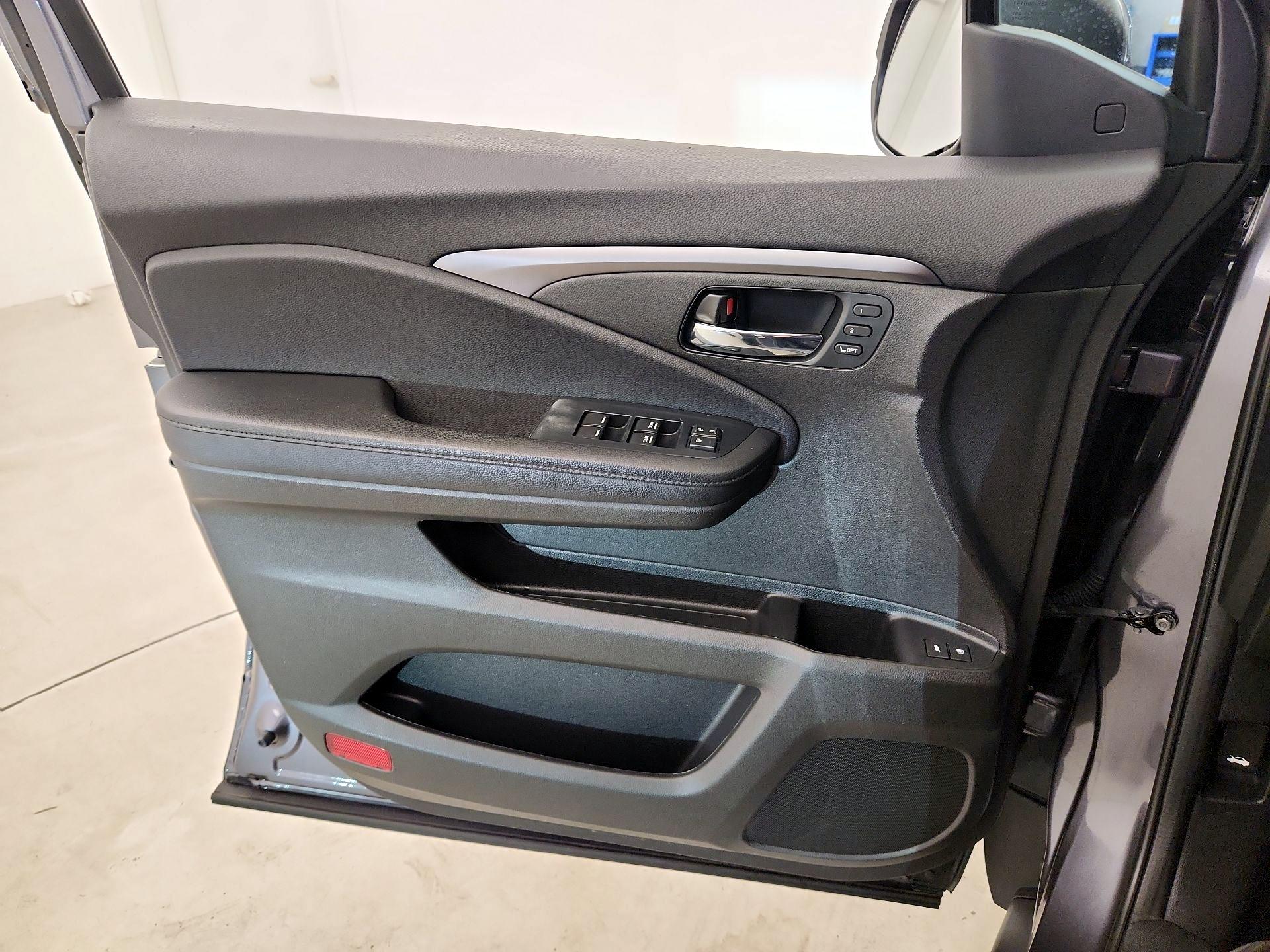 Thumbnail: 2022 Honda Pilot - 12