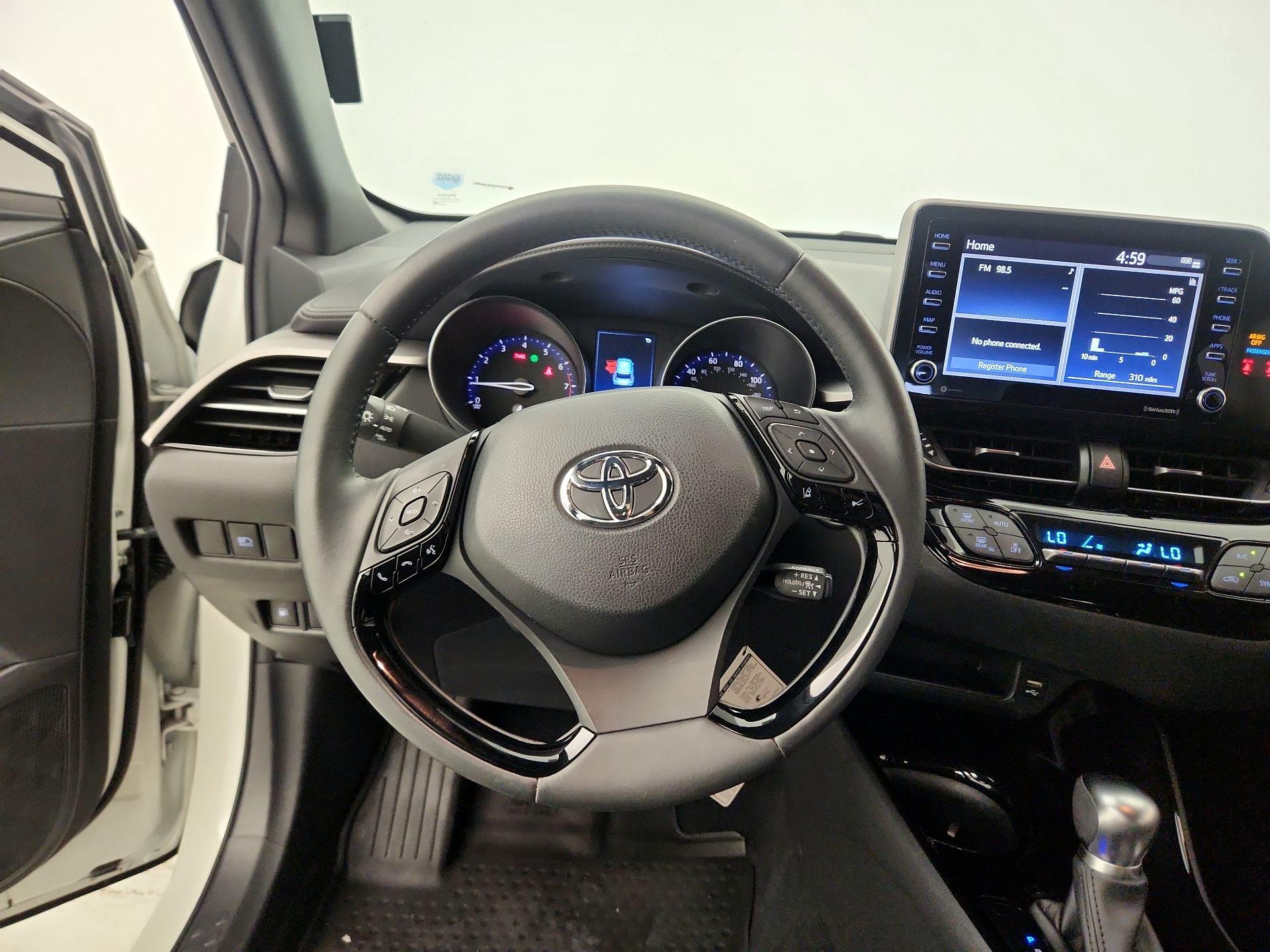 Thumbnail: 2021 Toyota C-HR - 10