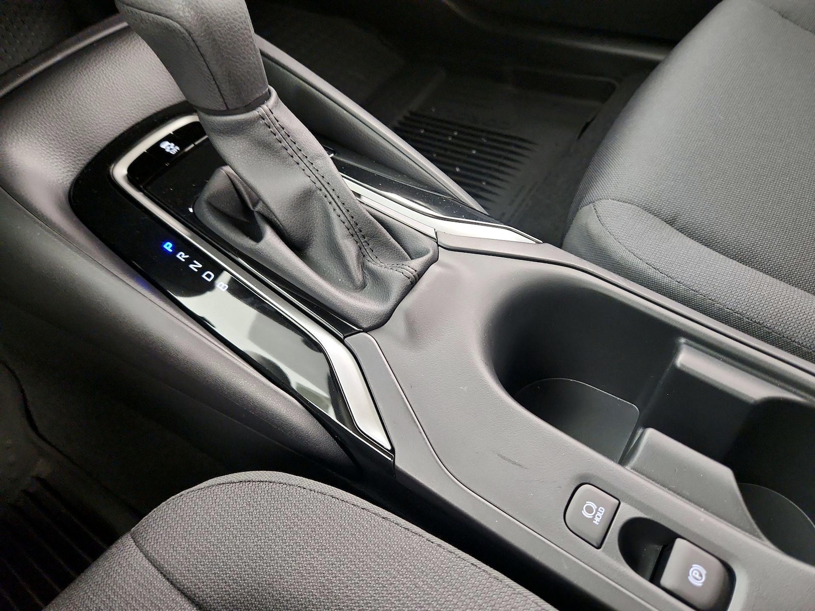 2026 Toyota Corolla LE - Photo 19
