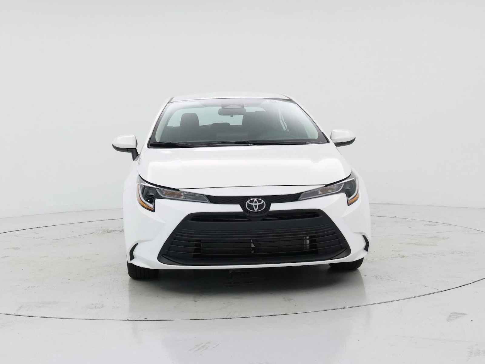 2026 Toyota Corolla LE - Photo 6