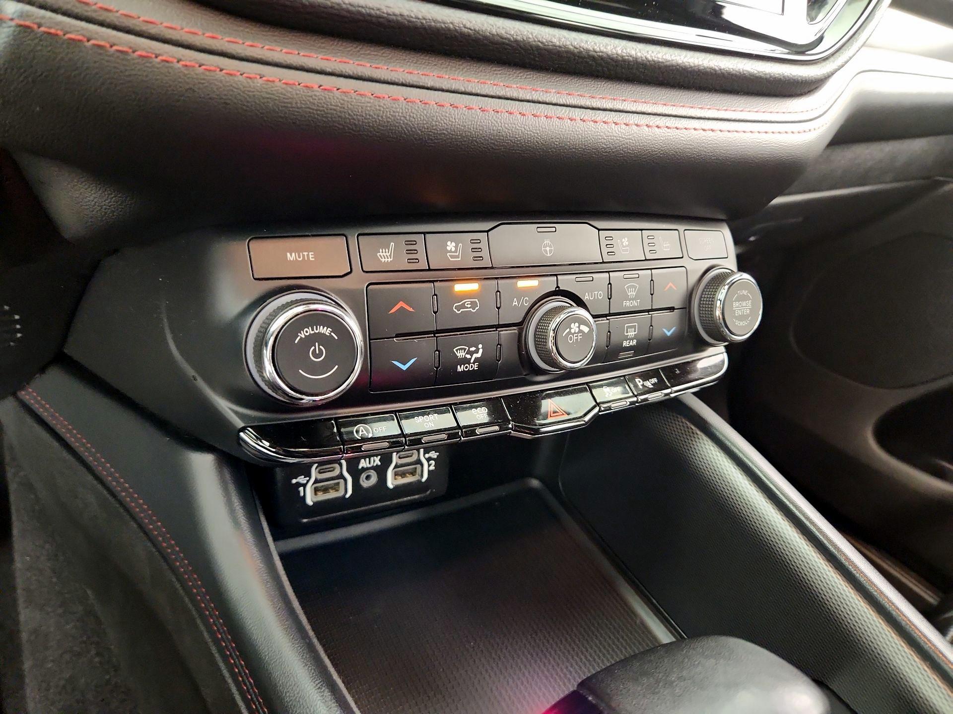 Thumbnail: 2023 Dodge Durango - 17