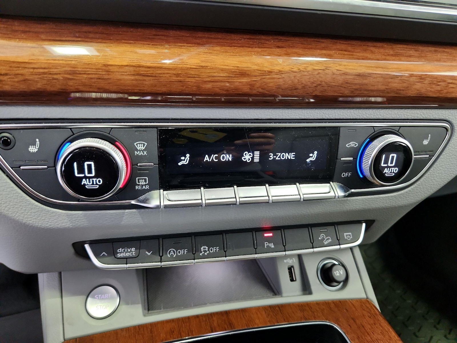 2023 Audi Q5 Premium - Photo 17