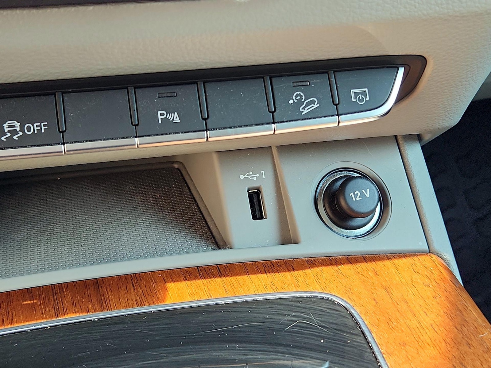 2023 Audi Q5 Premium - Photo 19