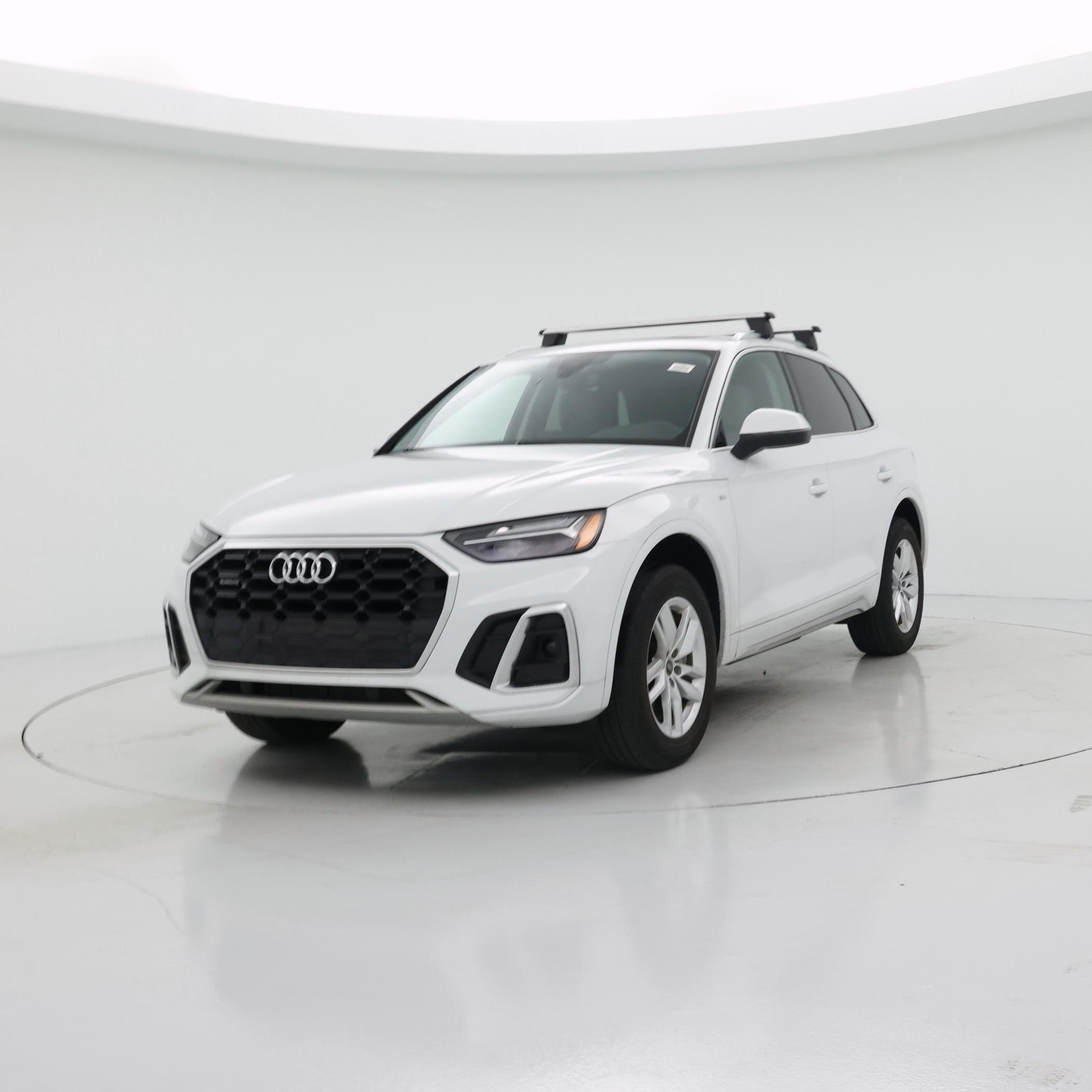 Thumbnail: 2023 Audi Q5 - 4