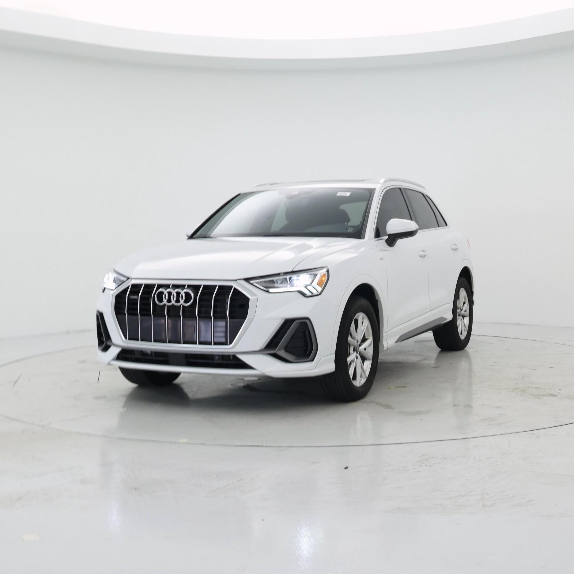 Thumbnail: 2024 Audi Q3 - 4