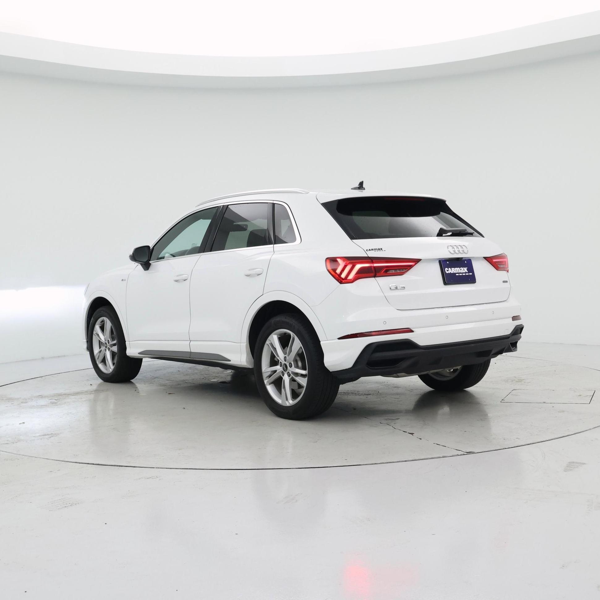 Thumbnail: 2024 Audi Q3 - 2