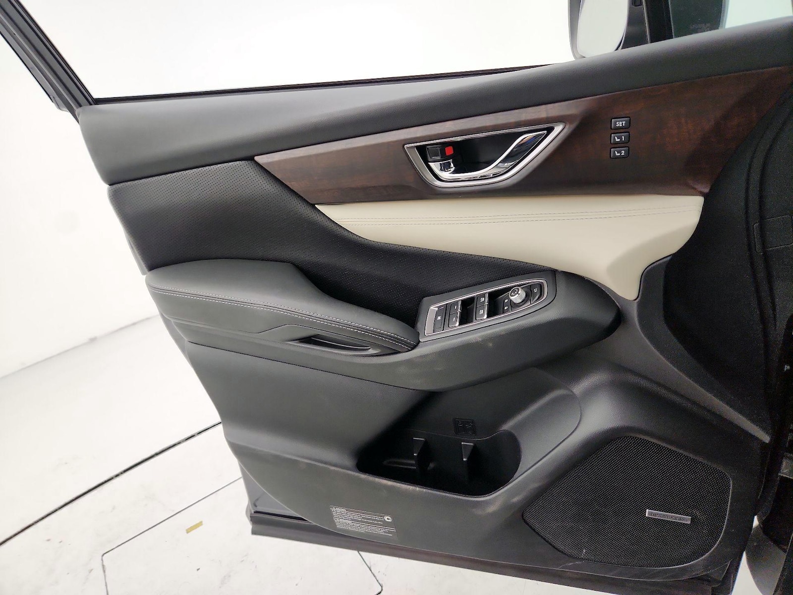 2022 Subaru Ascent Touring - Photo 13