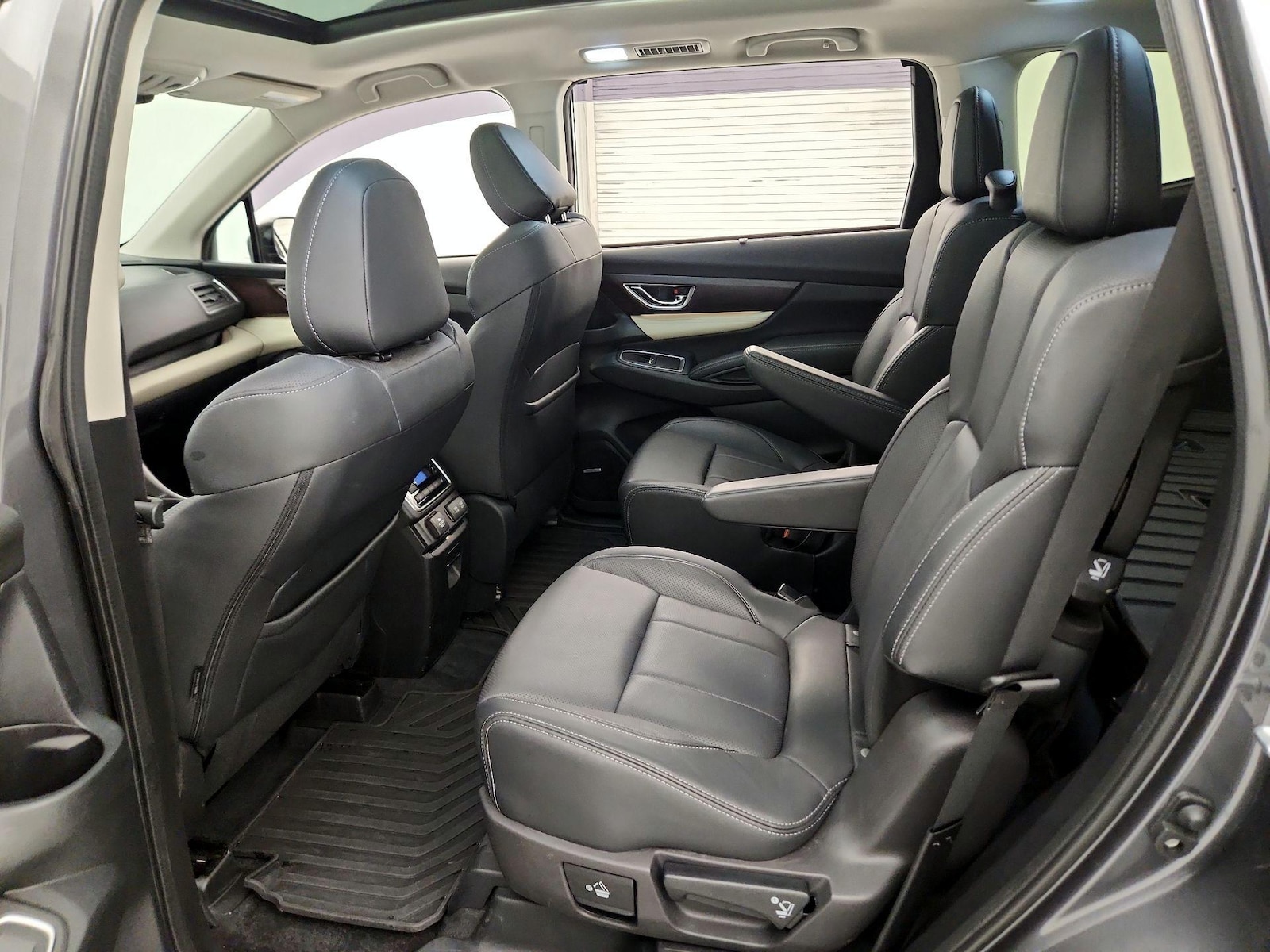 2022 Subaru Ascent Touring - Photo 22