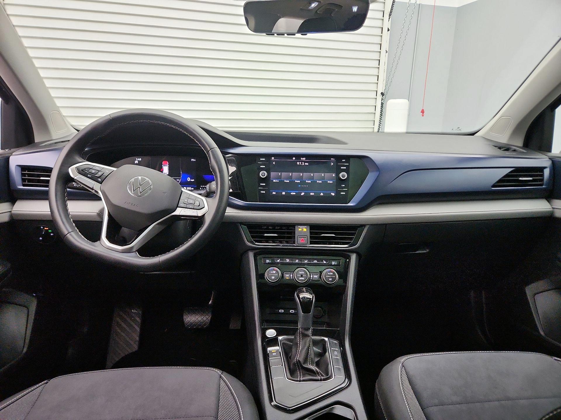 Thumbnail: 2024 Volkswagen Taos - 9