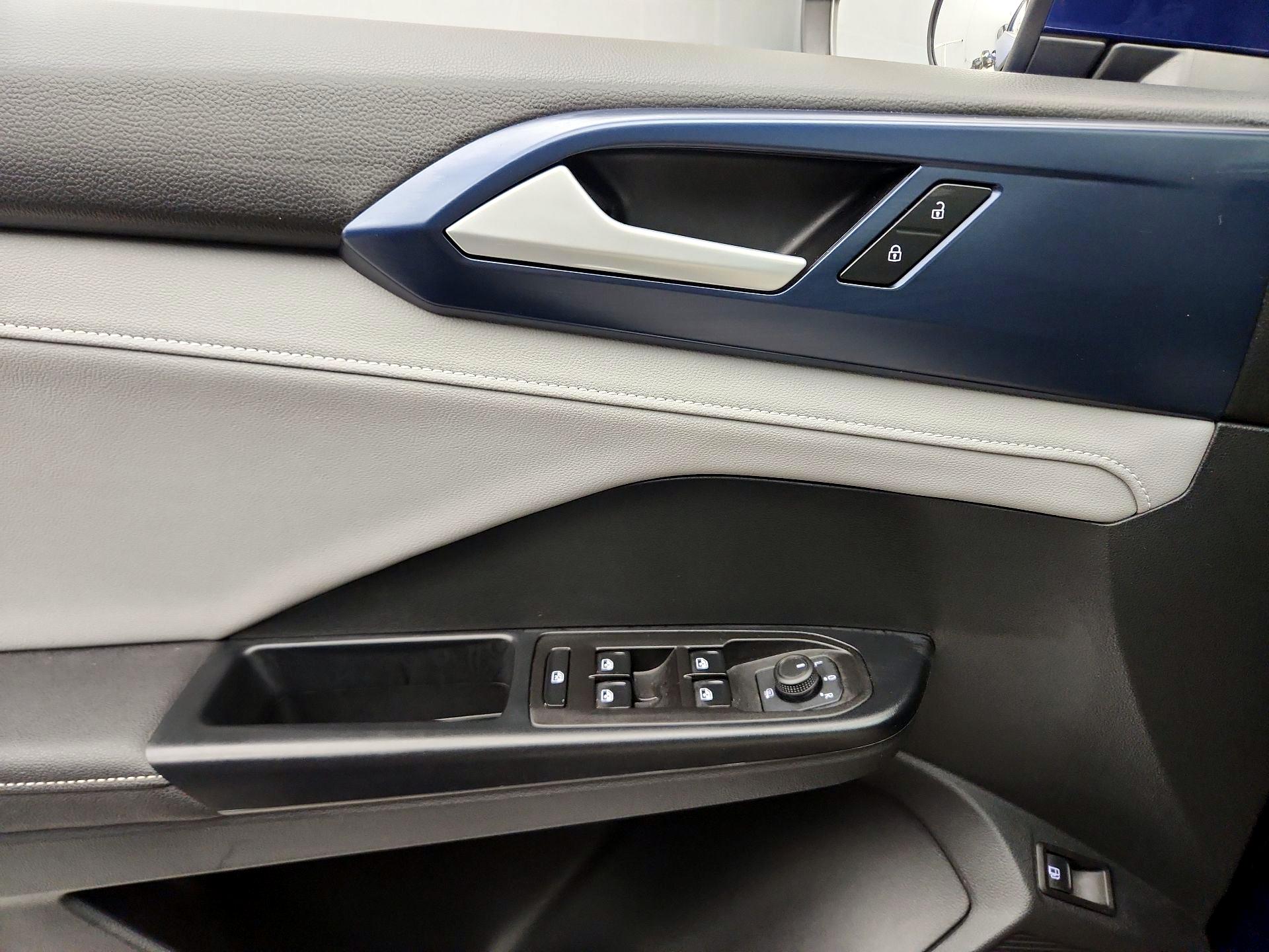 Thumbnail: 2024 Volkswagen Taos - 12