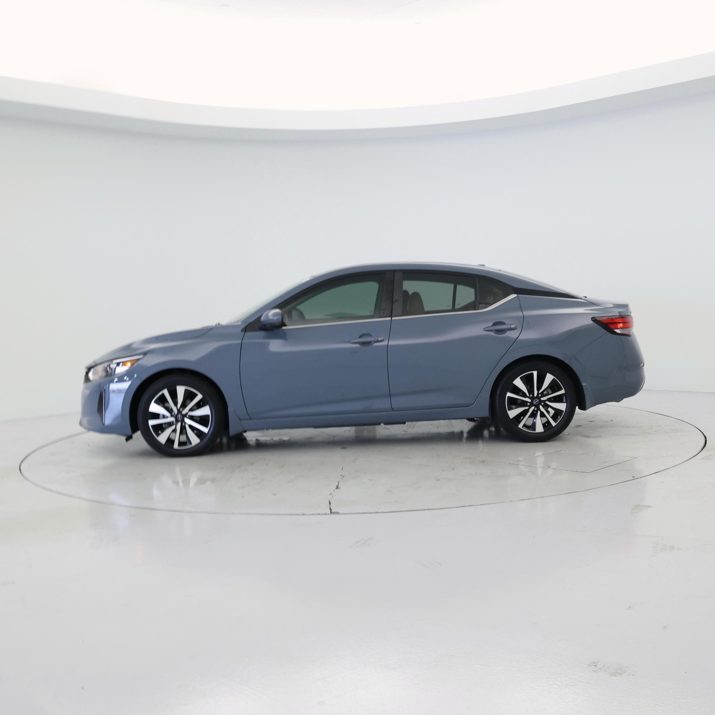 Thumbnail: 2024 Nissan Sentra - 3