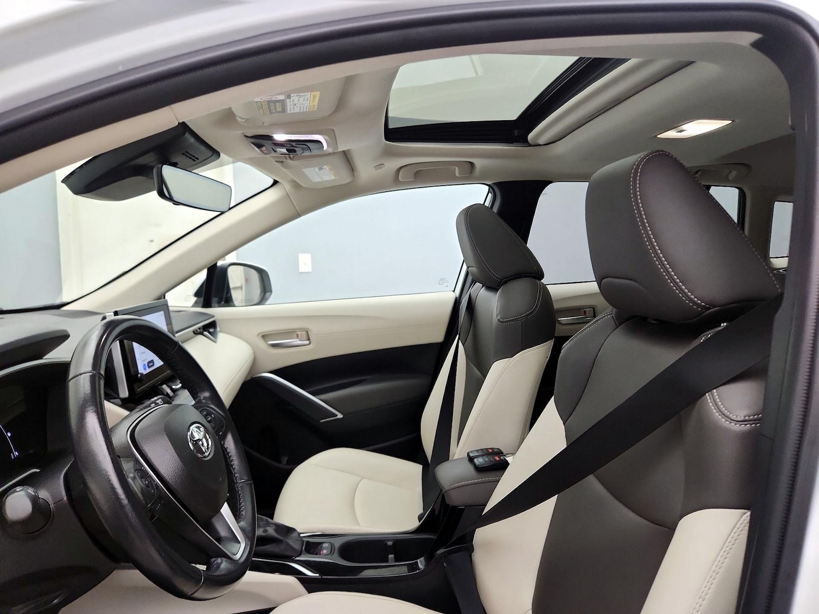 2023 Toyota Corolla Cross XLE - Photo 20