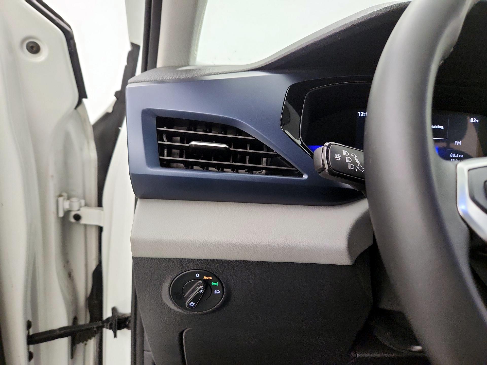 Thumbnail: 2023 Volkswagen Taos - 13