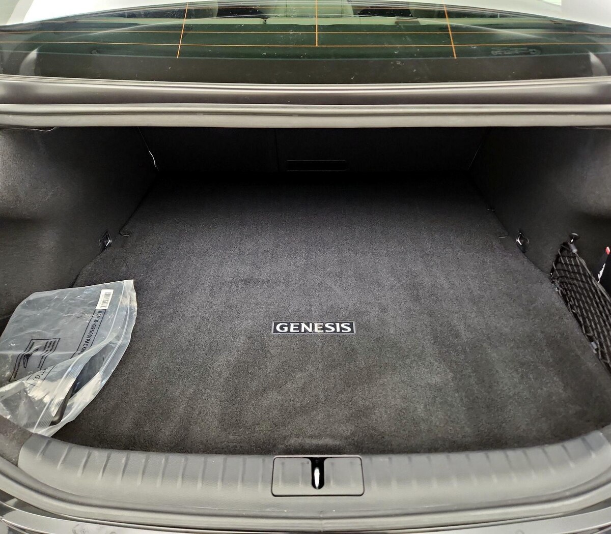 Trunk/Cargo (Seats Up)