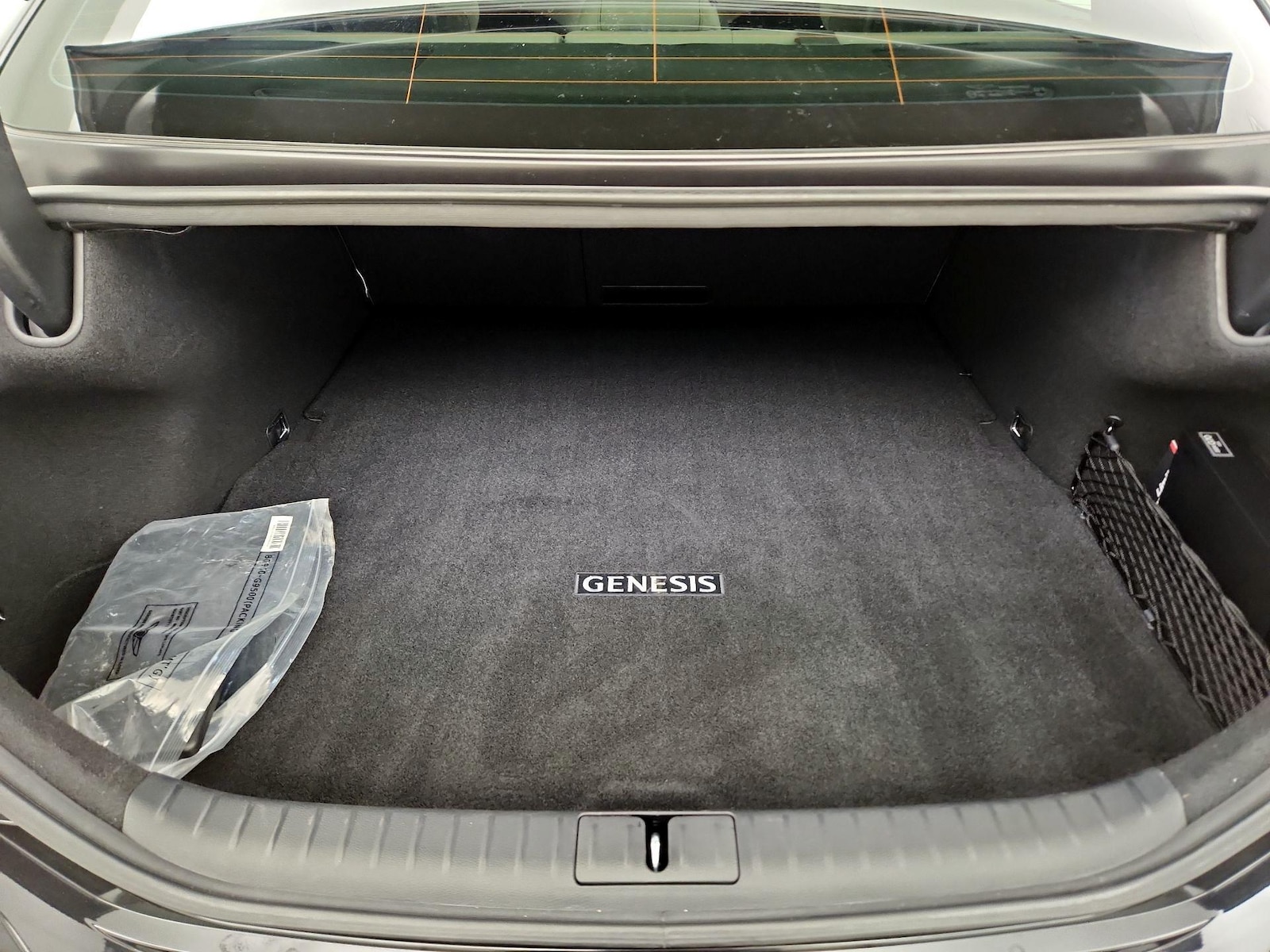 2024 GENESIS G70 Standard - Photo 23