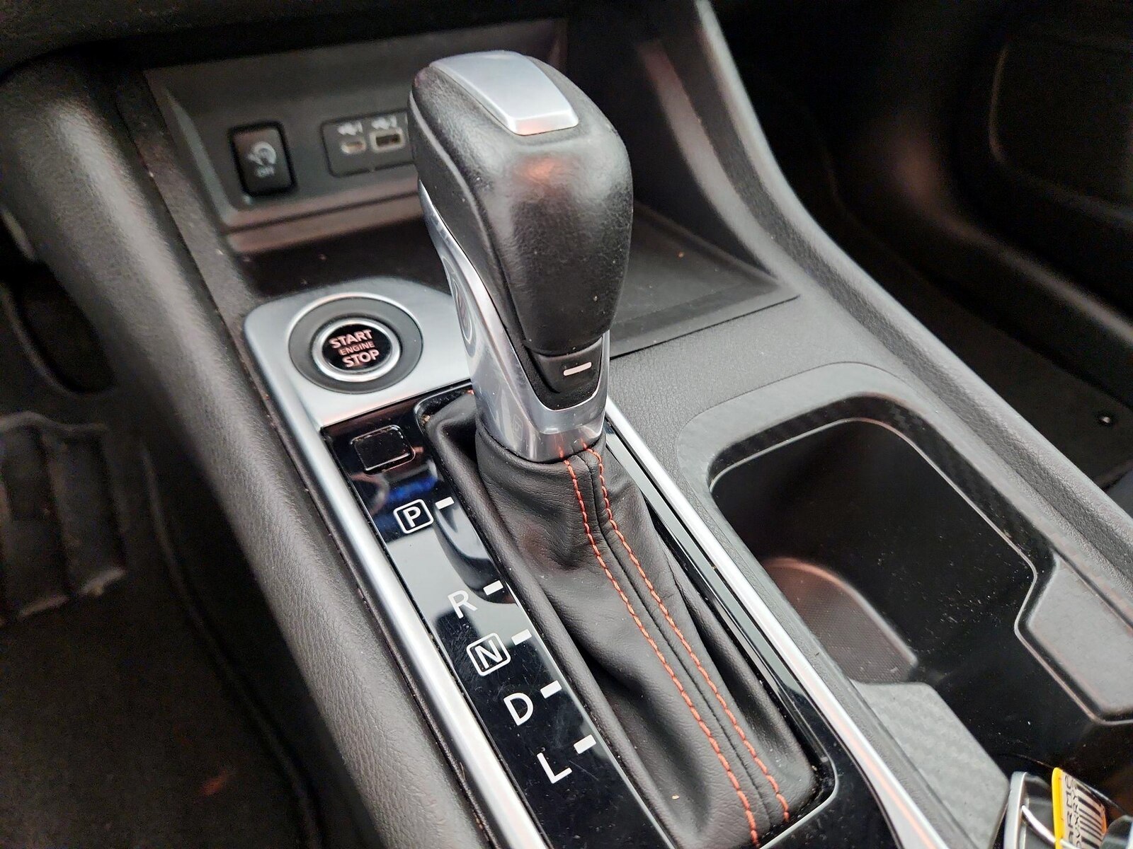 2024 Nissan Sentra SR - Photo 17
