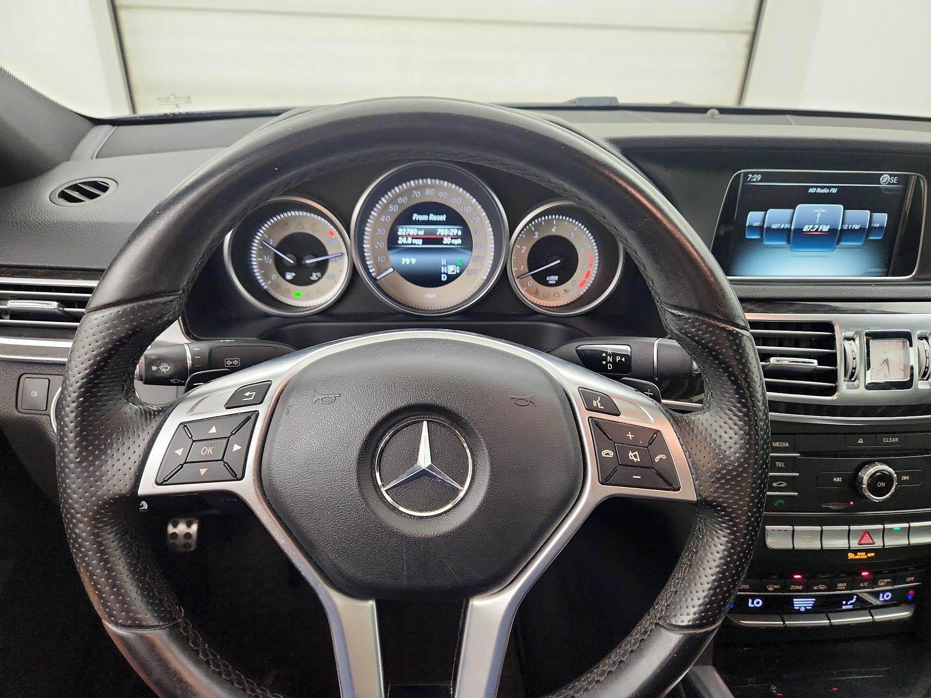 Thumbnail: 2016 Mercedes-Benz E-Class - 10