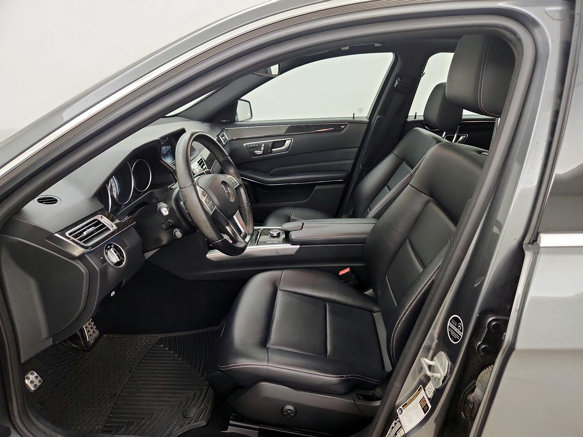Thumbnail: 2016 Mercedes-Benz E-Class - 11