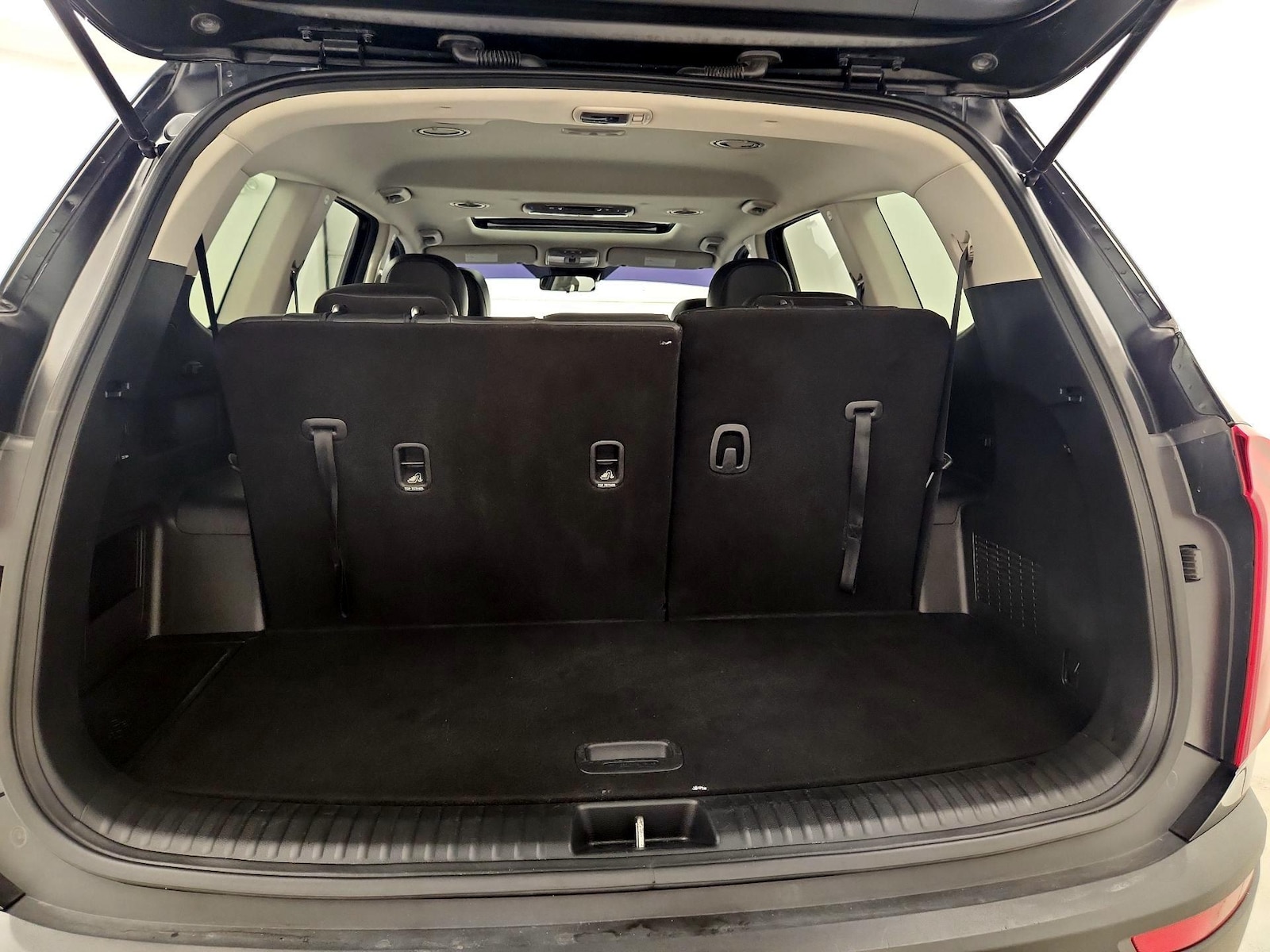 2022 Kia Telluride S - Photo 24