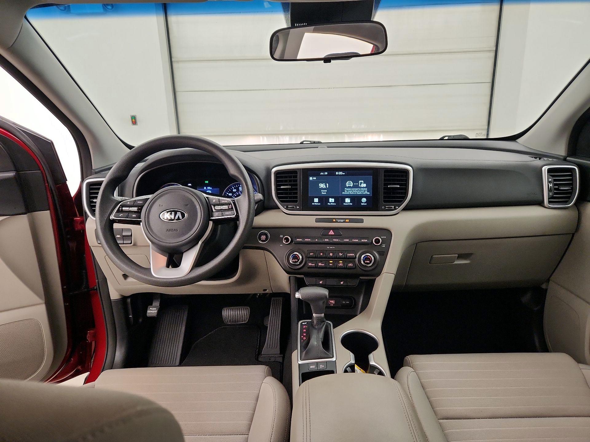 Thumbnail: 2022 Kia Sportage - 9