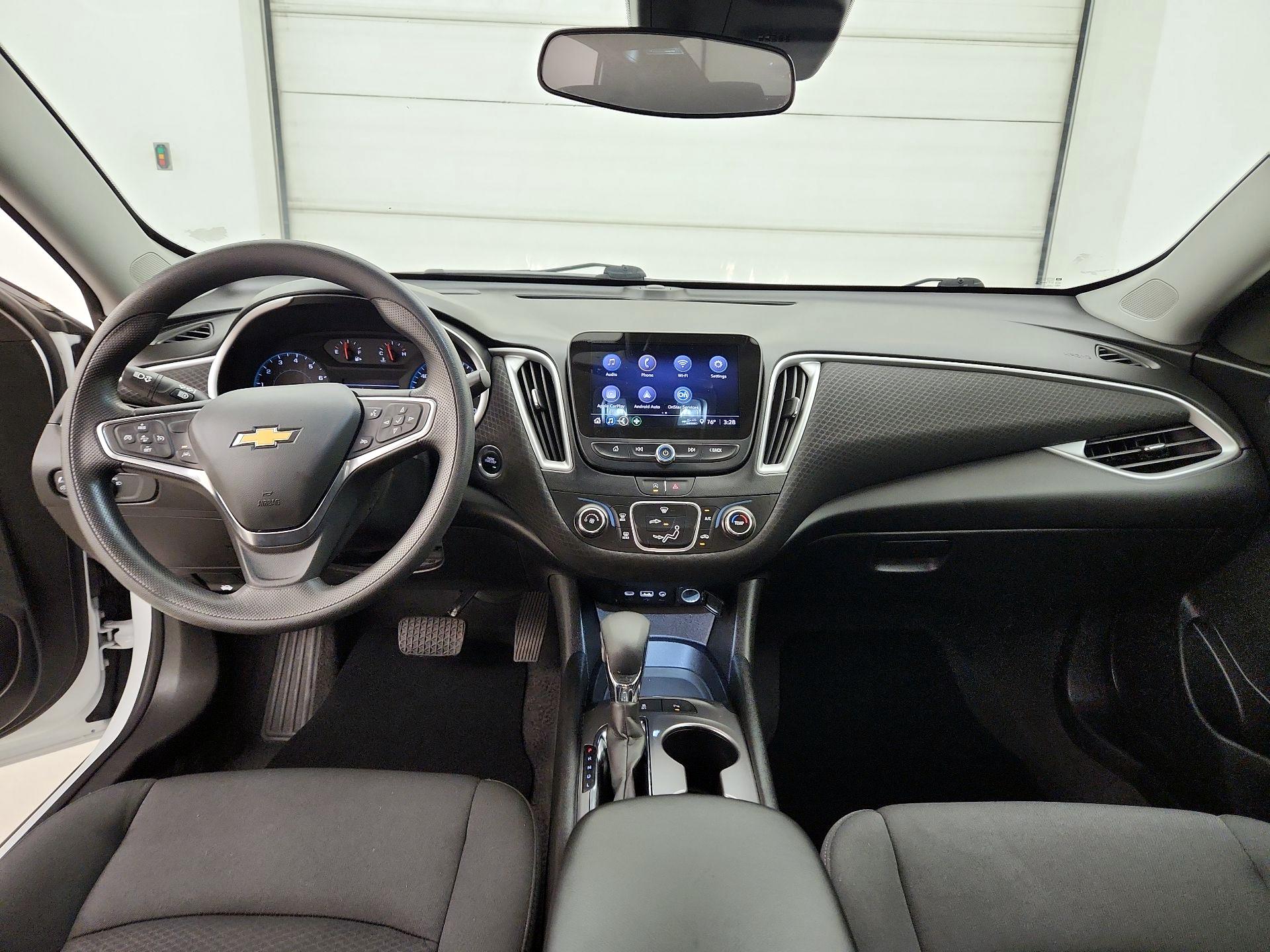 Thumbnail: 2024 Chevrolet Malibu - 9