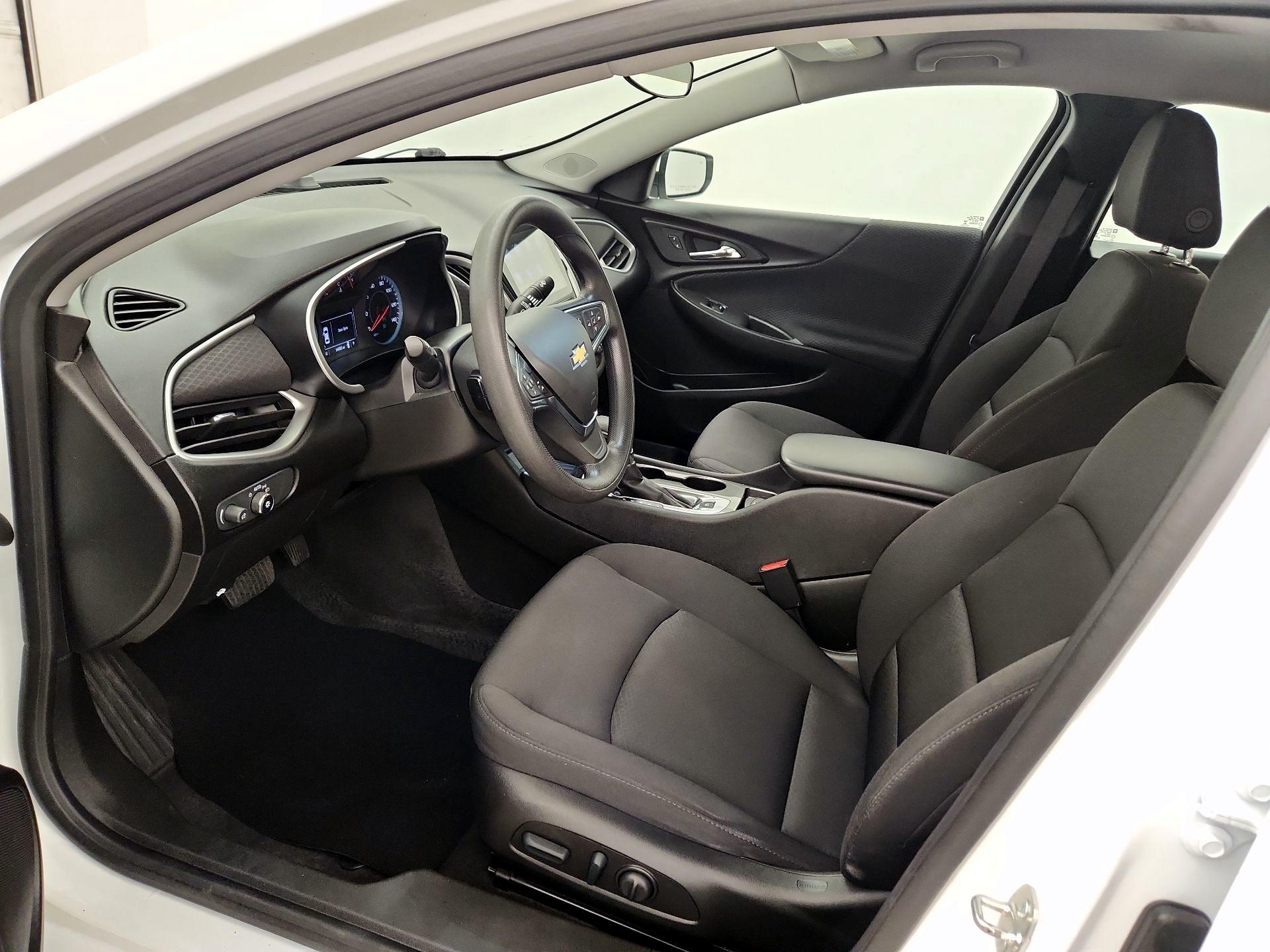 Thumbnail: 2024 Chevrolet Malibu - 11