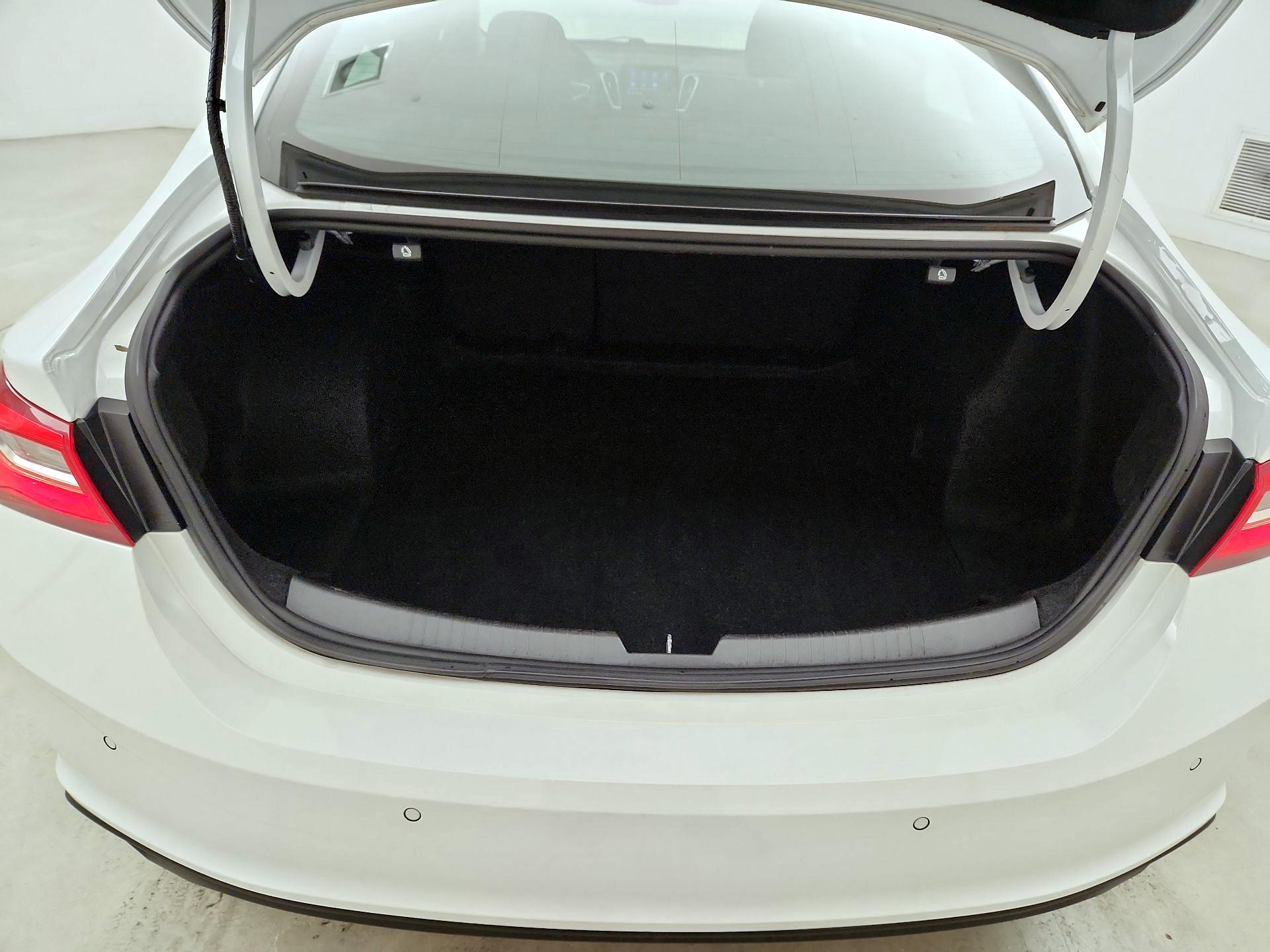 Thumbnail: 2024 Chevrolet Malibu - 20