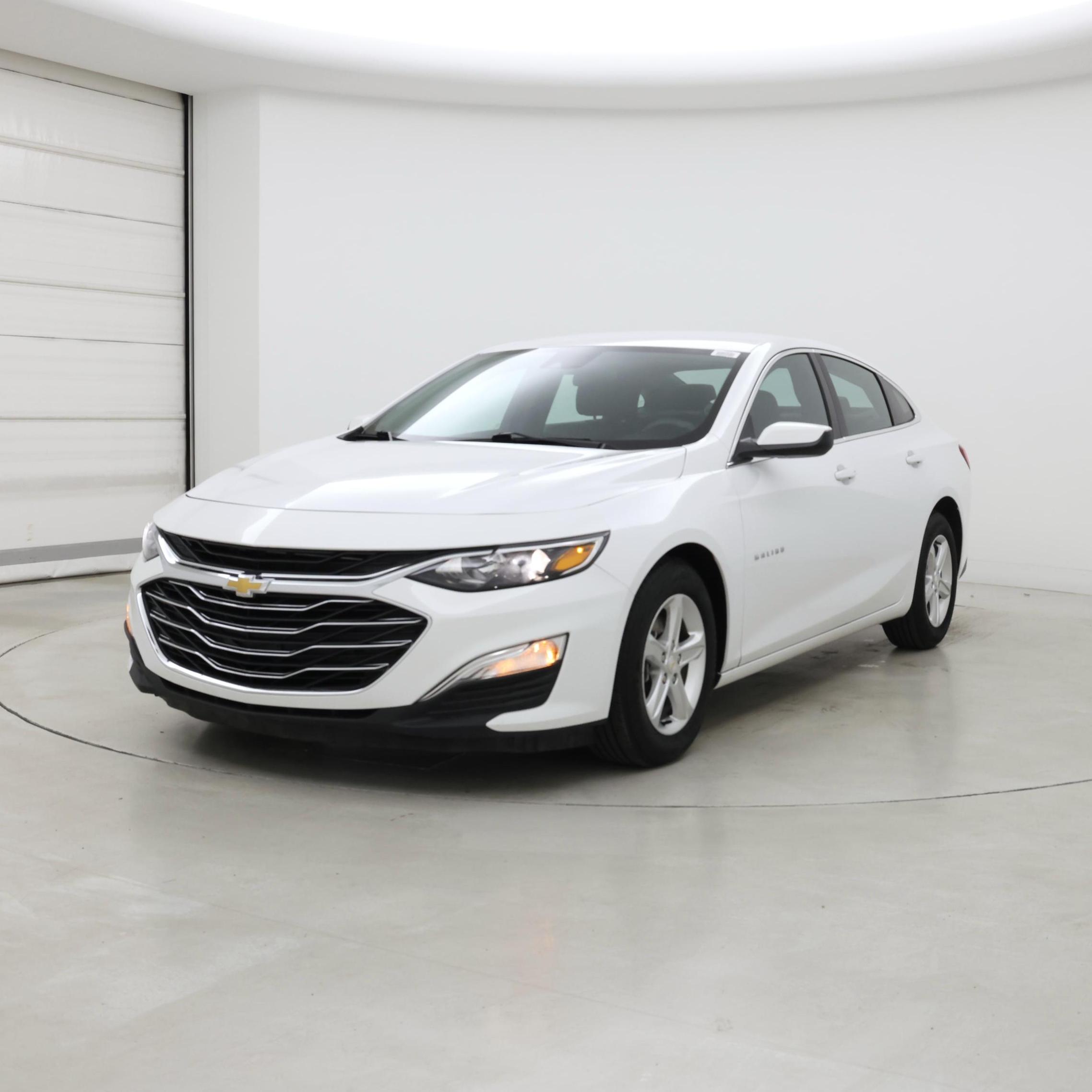 Thumbnail: 2024 Chevrolet Malibu - 4