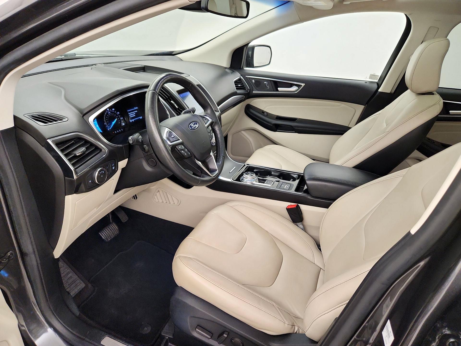 Thumbnail: 2020 Ford Edge - 11