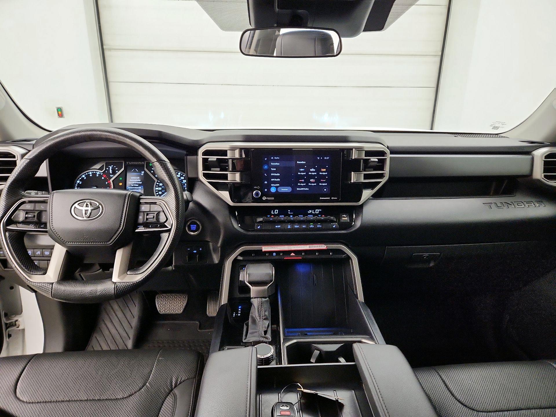 Thumbnail: 2024 Toyota Tundra - 9