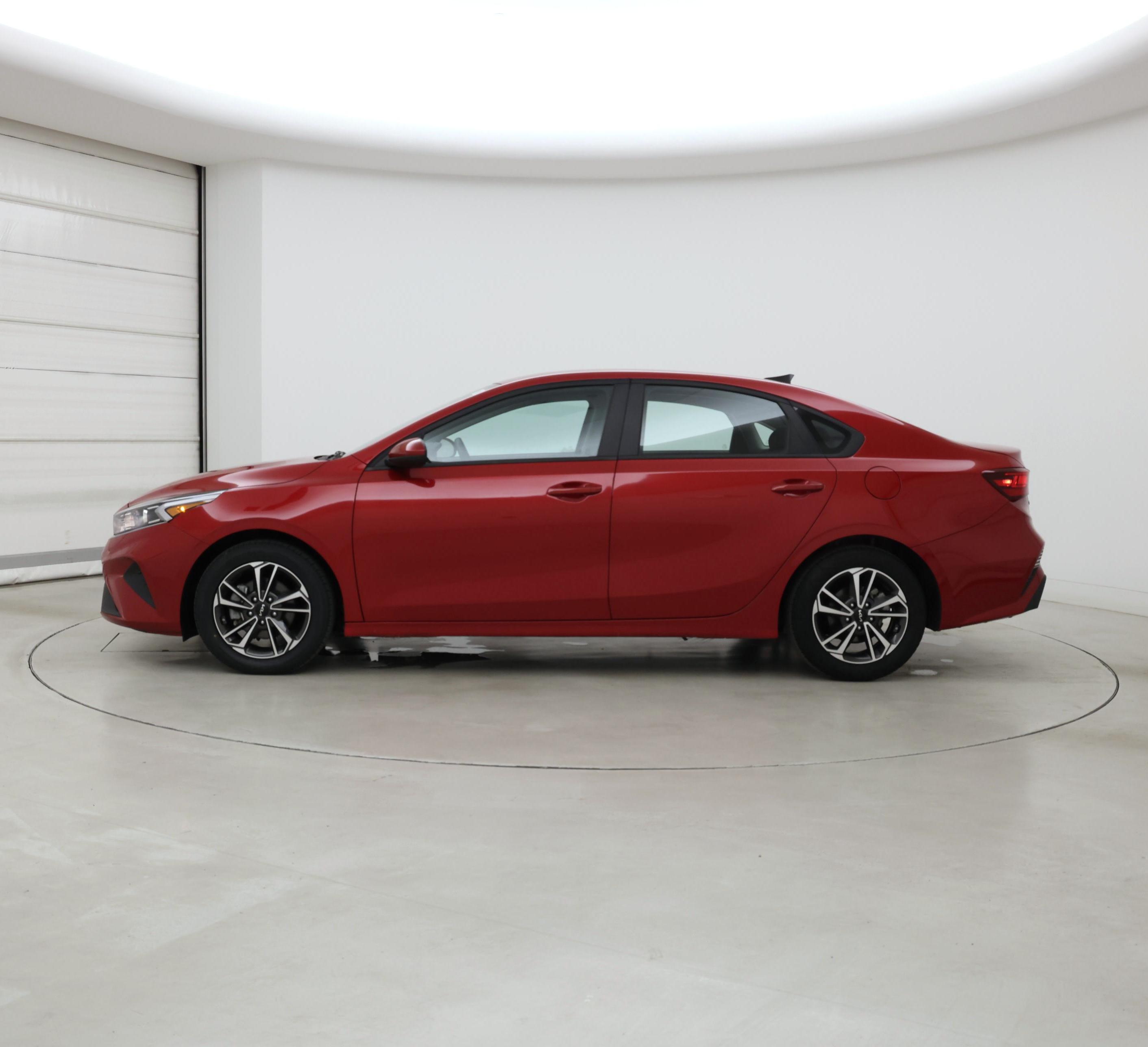 Thumbnail: 2024 Kia Forte - 3