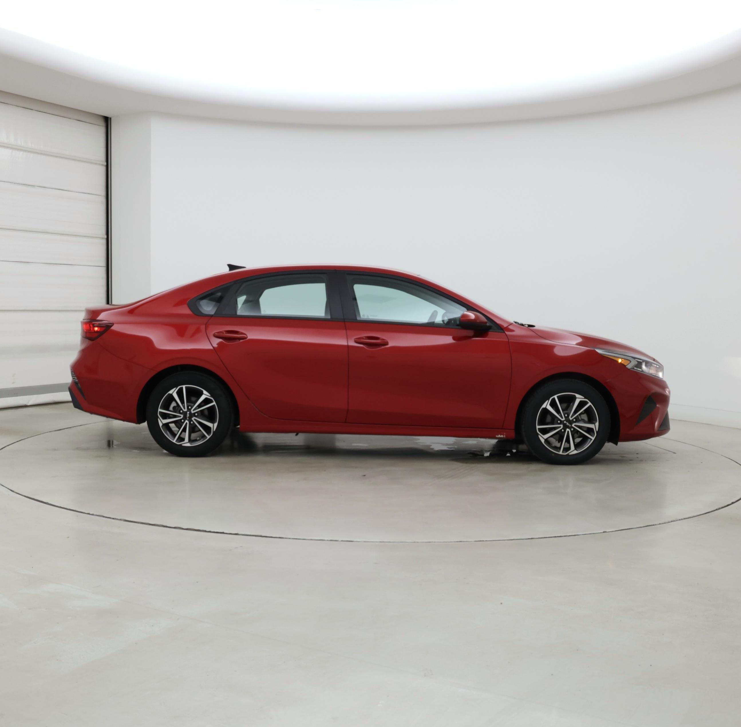 Thumbnail: 2024 Kia Forte - 7