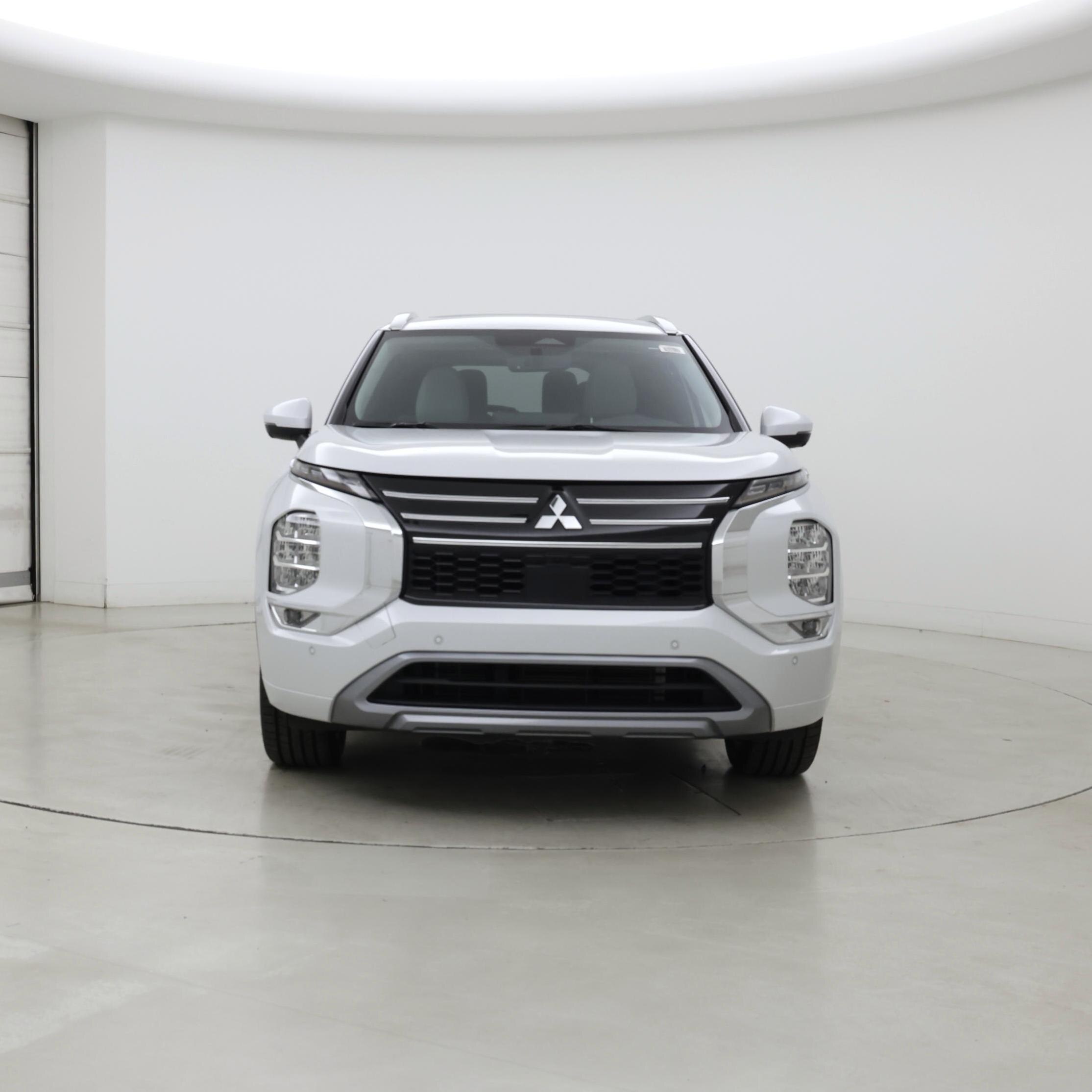 Thumbnail: 2025 Mitsubishi Outlander - 5